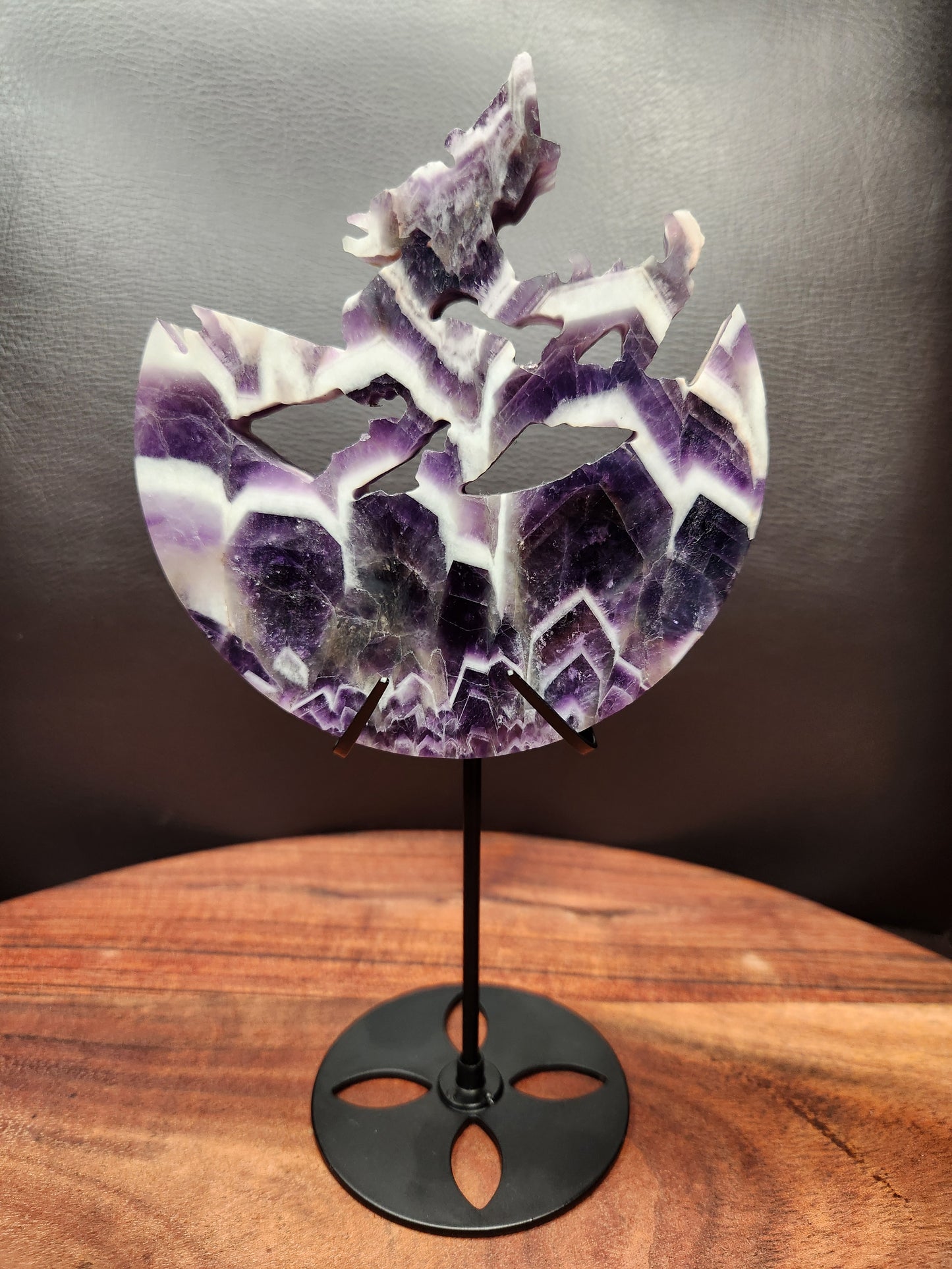 Dream Amethyst Witch & Cat flying by the Moon Carving