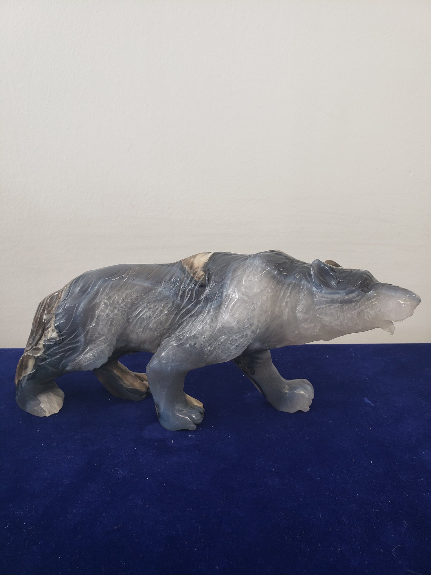 Volcano Agate Wolf Carving