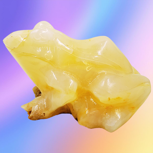 Green Onyx Frog Carving
