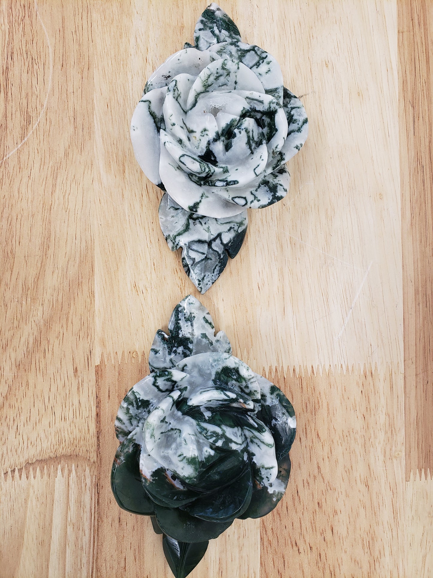 Moss Agate Flower Carving
