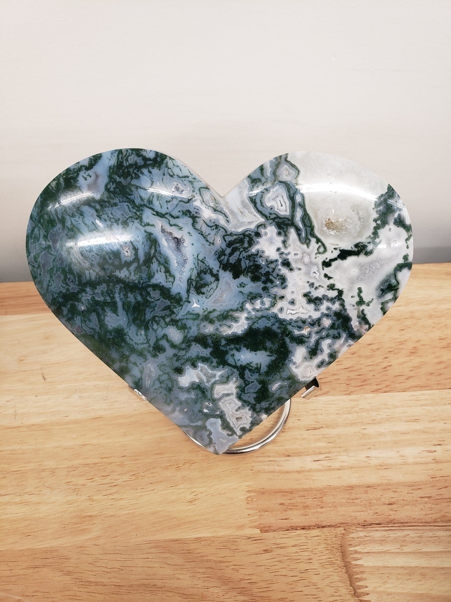 Moss Agate Heart Carving